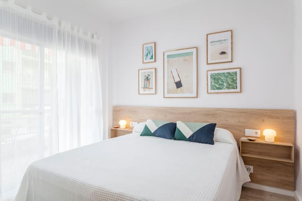 Coqueto Apartamento Junto A La Playa. プエブラ・ド・ファルナルス エクステリア 写真