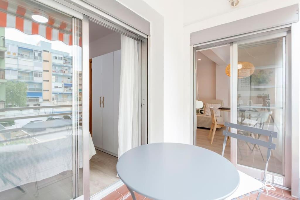 Coqueto Apartamento Junto A La Playa. プエブラ・ド・ファルナルス エクステリア 写真