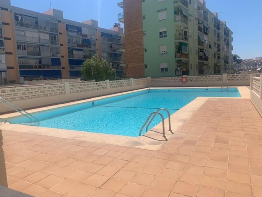 Coqueto Apartamento Junto A La Playa. プエブラ・ド・ファルナルス エクステリア 写真
